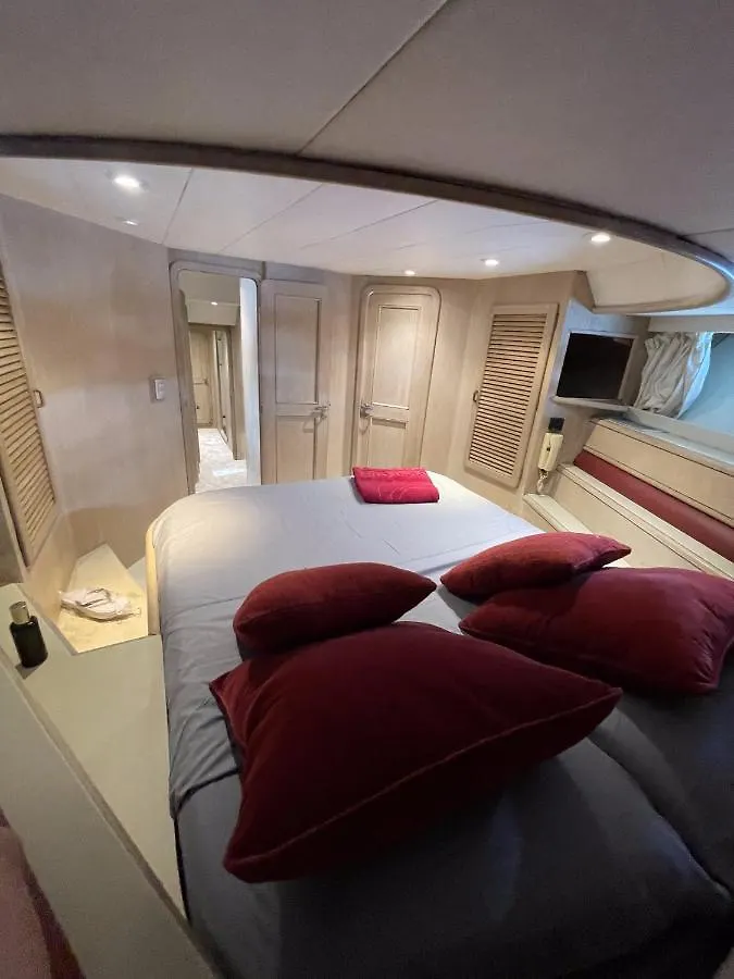 Hotel Yacht Sotavento Sant Adria de Besos 0*,