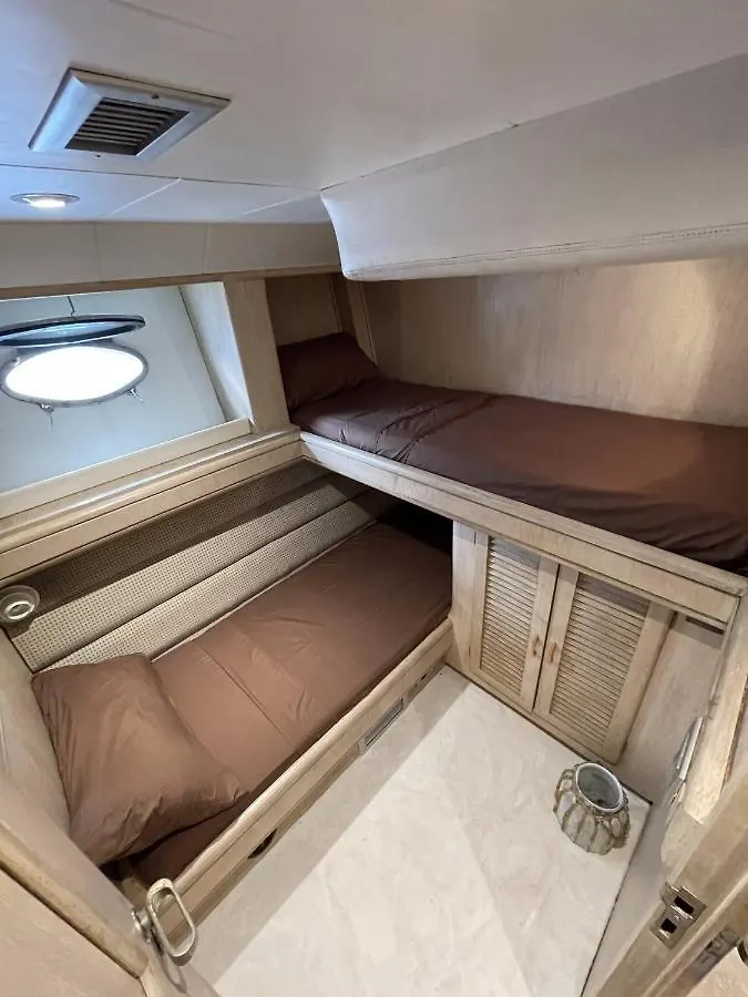 Hotel Yacht Sotavento Sant Adria de Besos Botel
