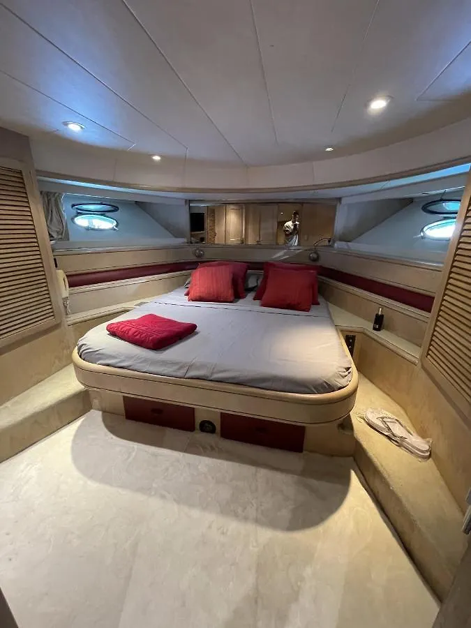 Hotel Yacht Sotavento Sant Adria de Besos 0*,